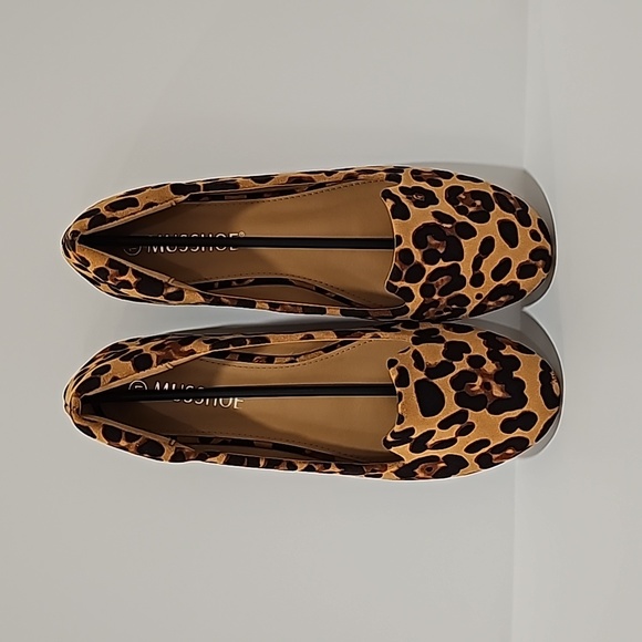 MUSSHOE leopard print, suede-like flat loafers. Size 11. Brand new, never worn! - Picture 4 of 6